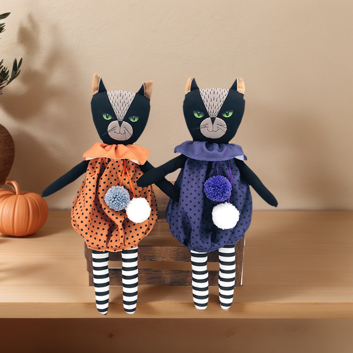 Halloween Decoration Holiday Gifts Black Cat Ornament Handmade Gift